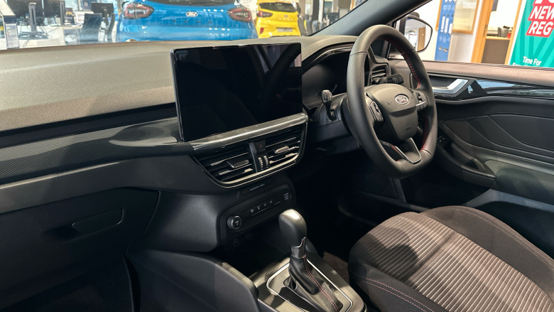 Ford Focus 1.0 EcoBoost Hybrid mHEV 155 ST-Line 5dr Auto Petrol Hatchback